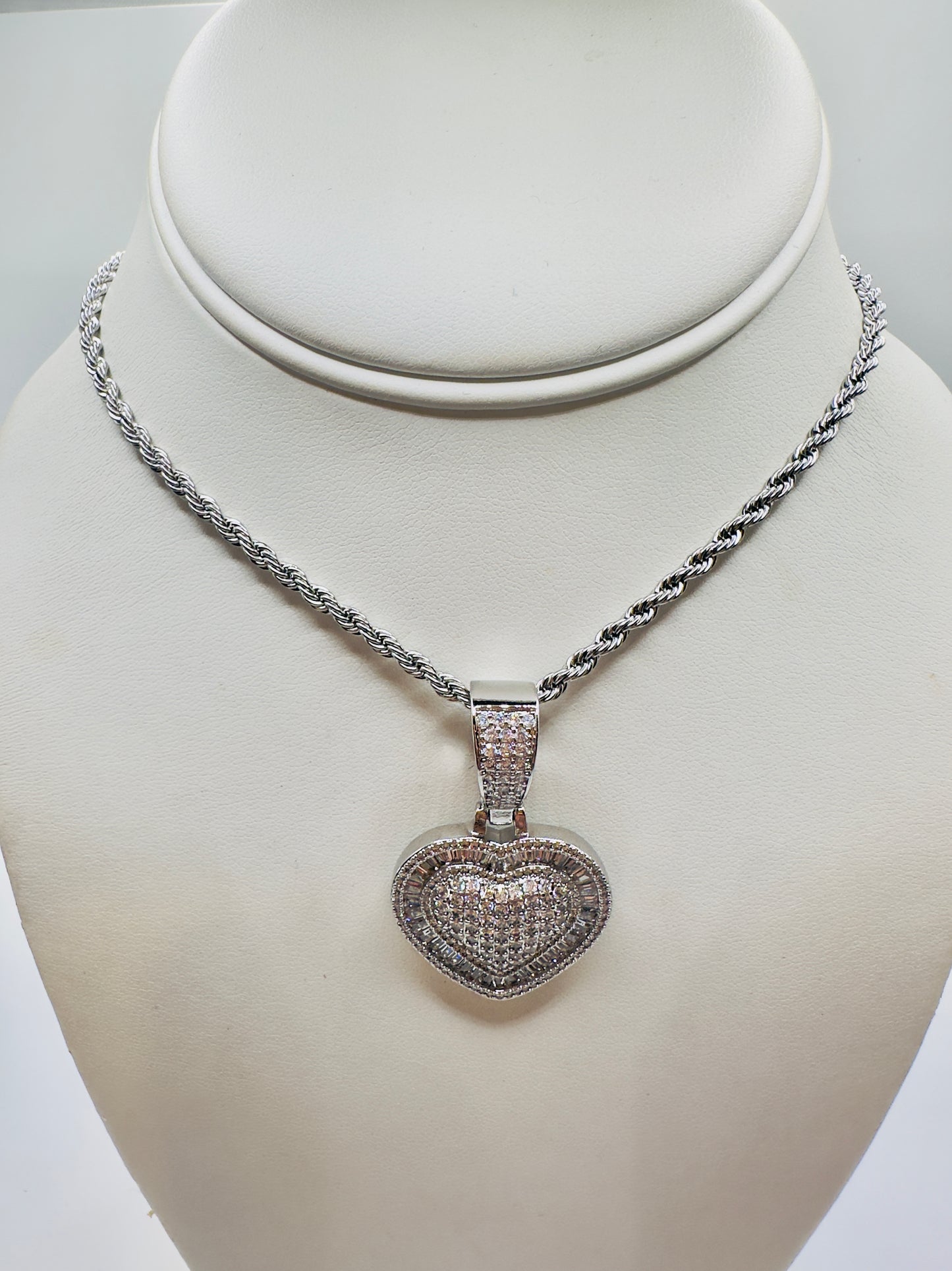 Torsal con Corazón de Vidrio