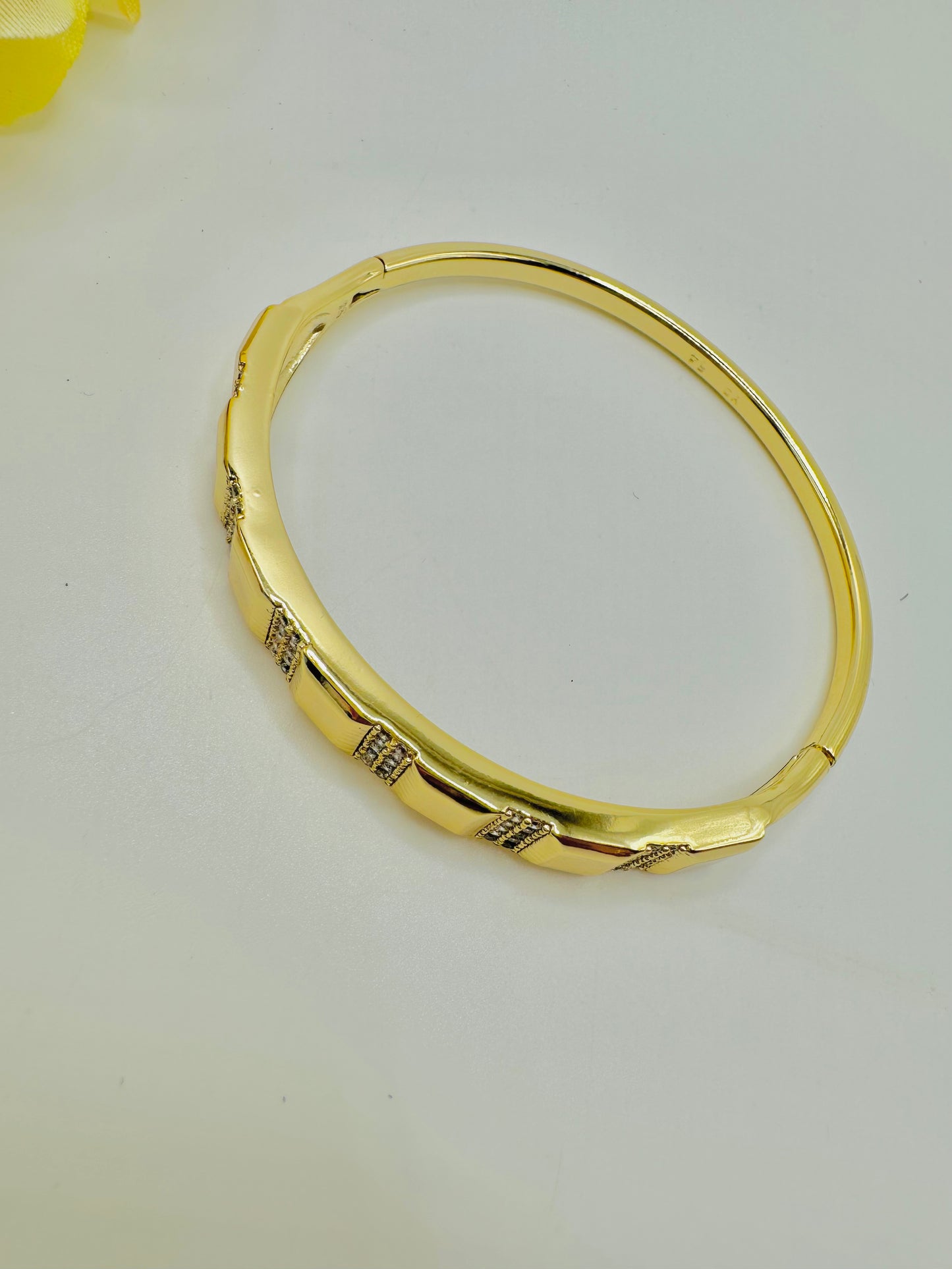 Brazalete con Circonia