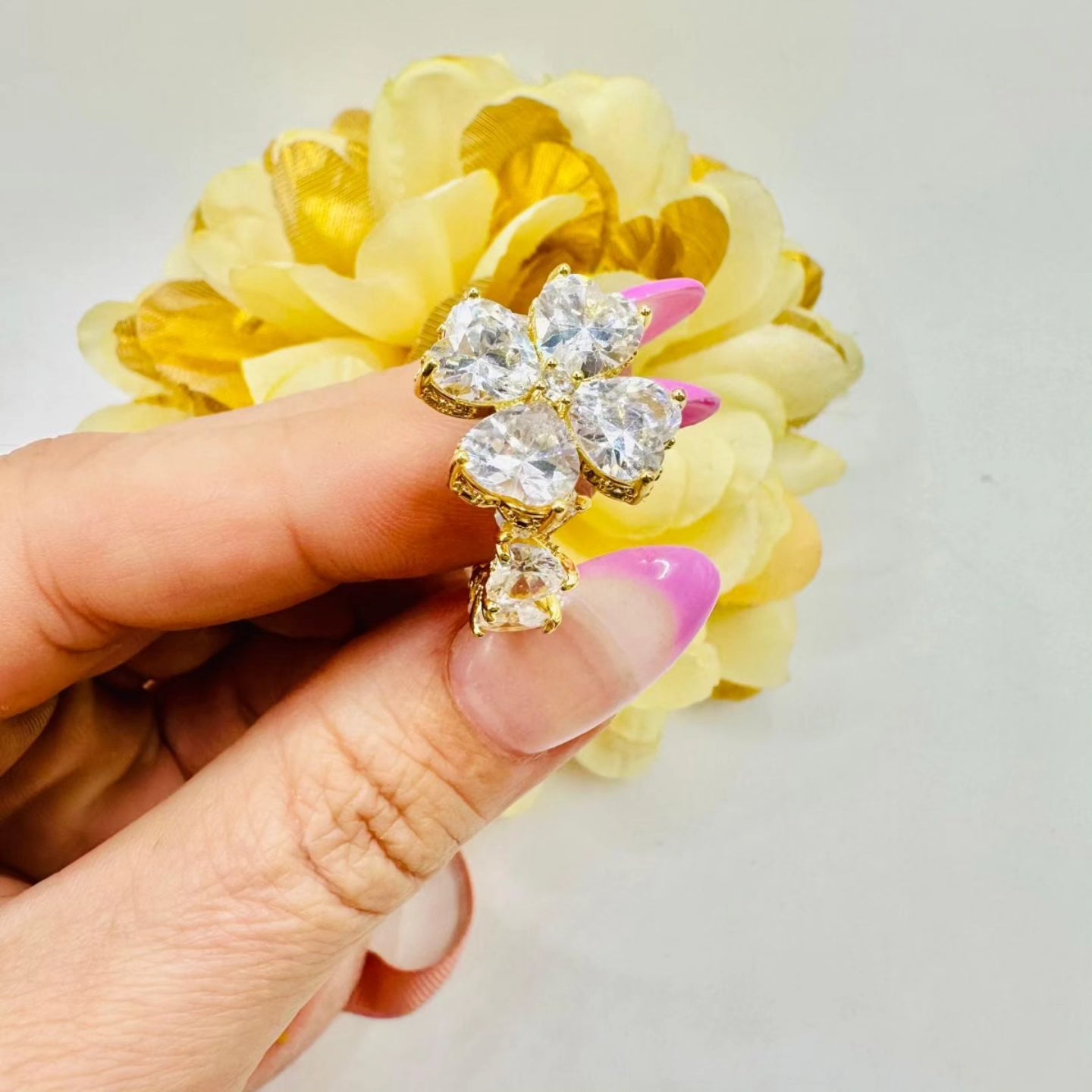 Anillo Flor de Vidrio 5A