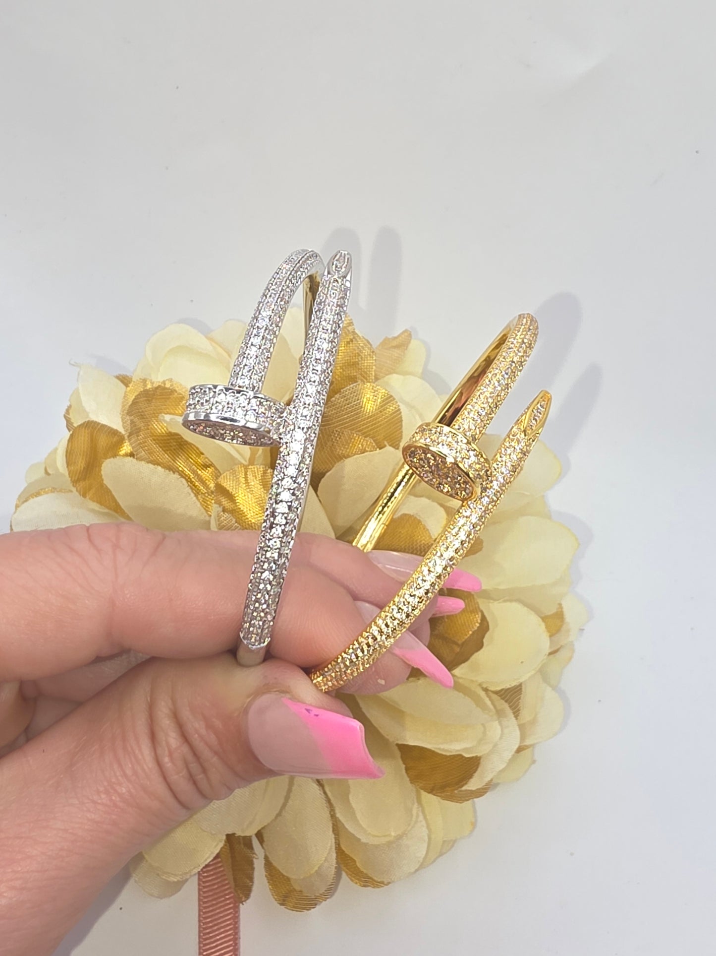 Clavos Cartier adelantado 7inch