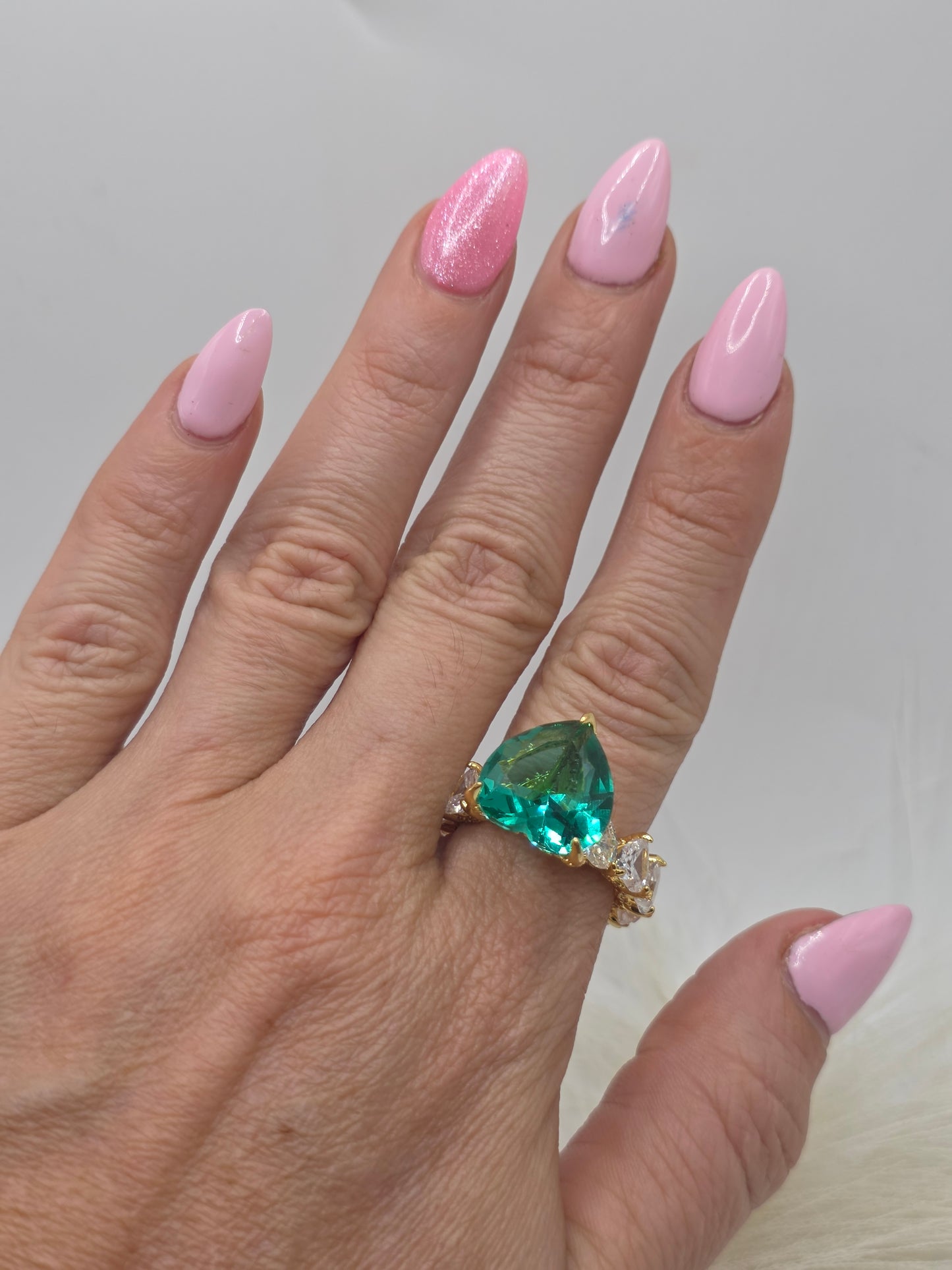 Anillo Princesa de Vidrio Real