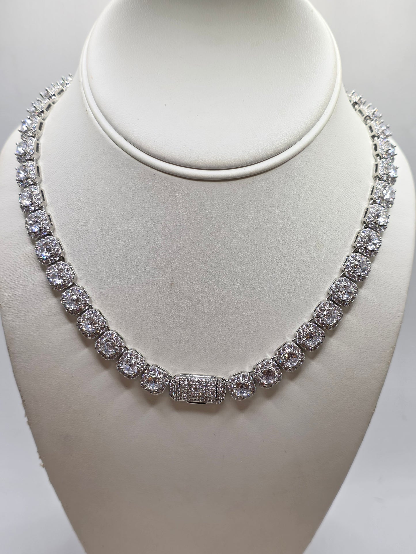 Ice Cube Choker, 5A Glass, Real Gold Laminated, High Quality Gold/Silver