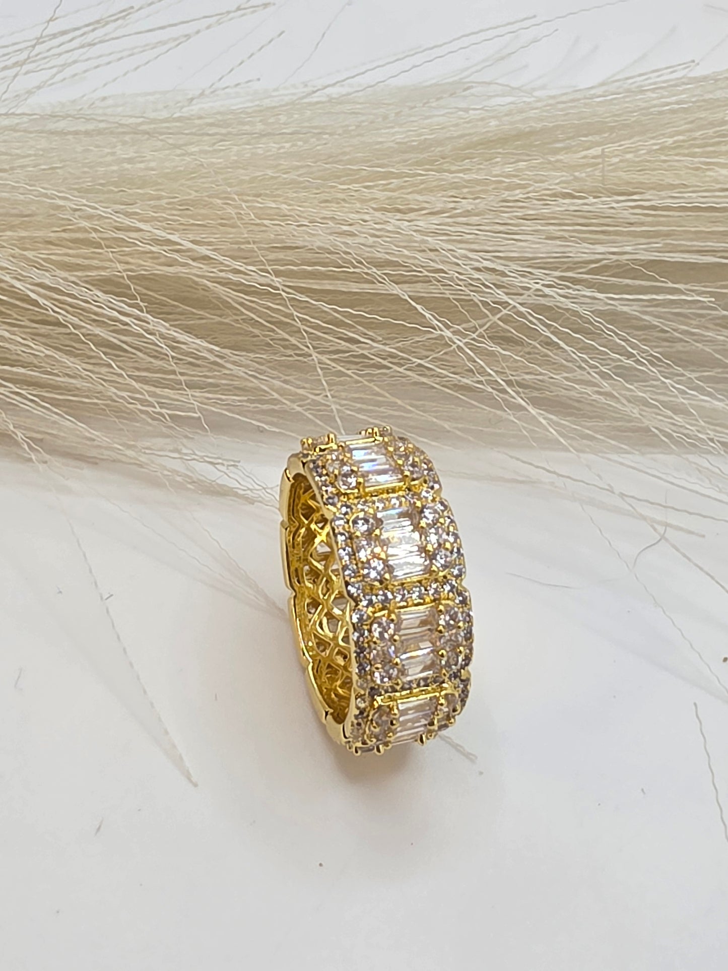 Anillo de Cubos de Hielo de Vidrio 5A Size 7
