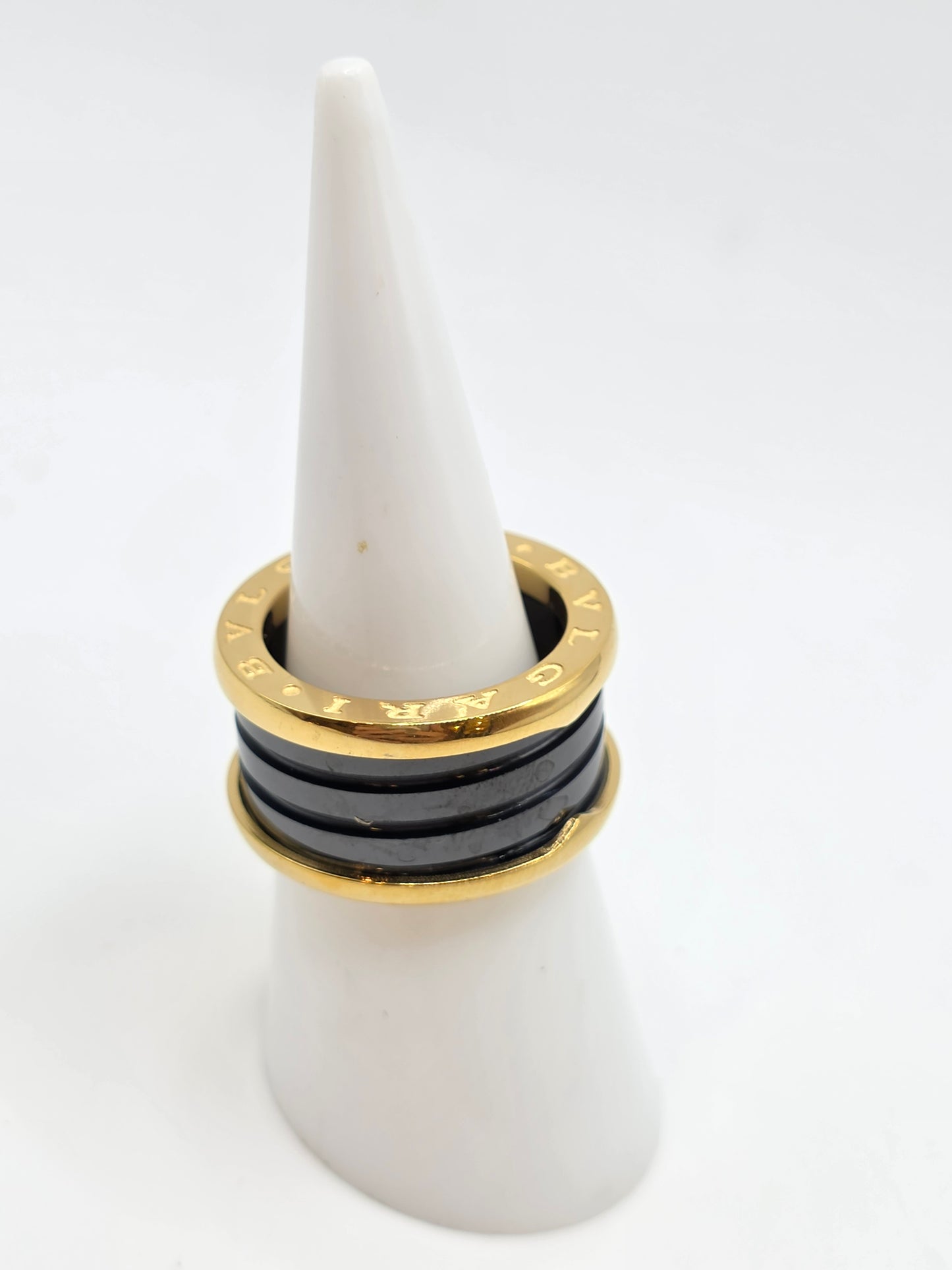 Anillo Bulgary Oscuro Marcado