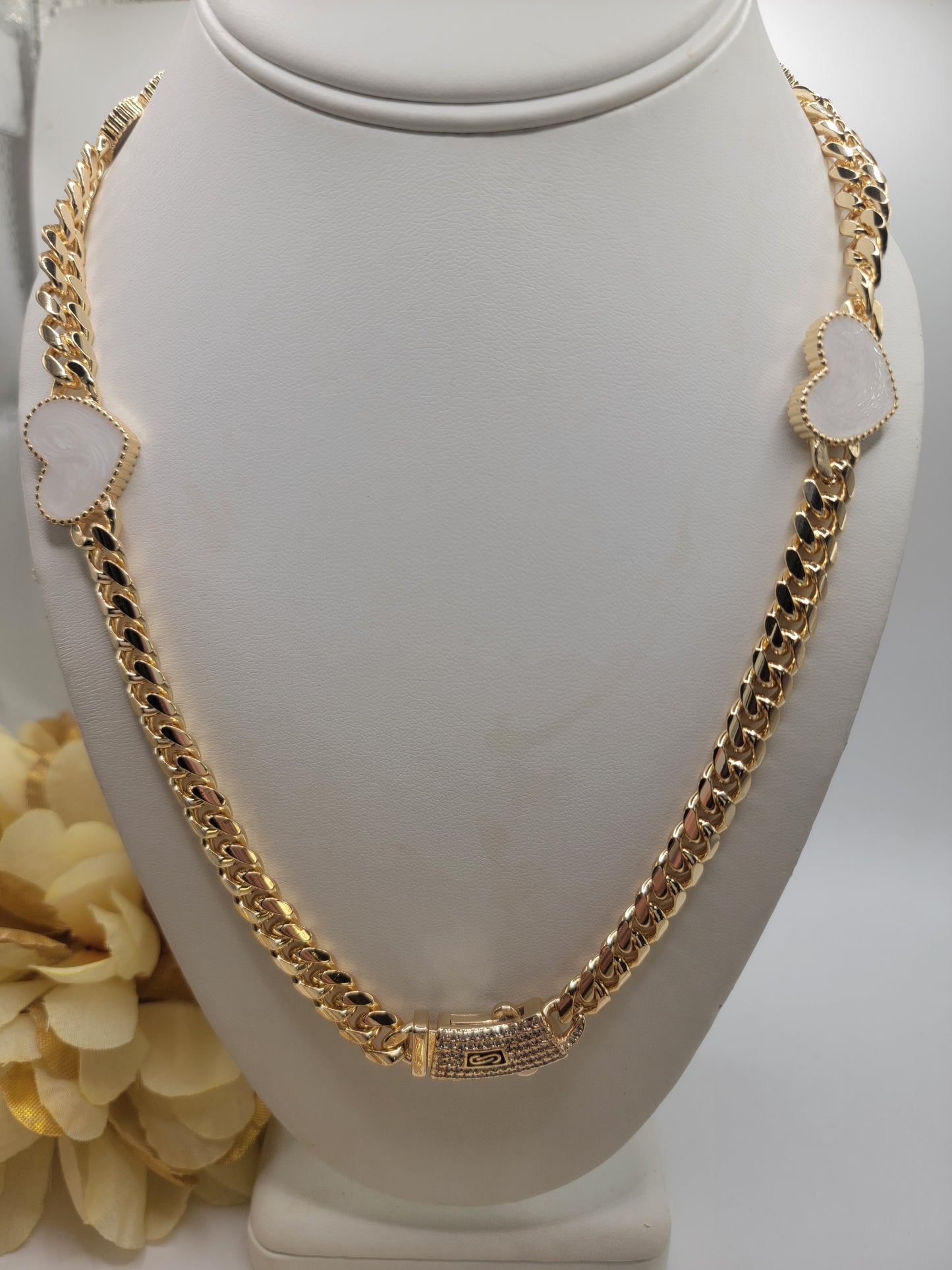 Monaco de Corazón Blanco 20inch