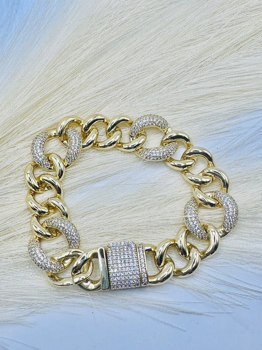 Pulsera Cubana Adimantada Broche Princesa 7inch | Laminado 14k