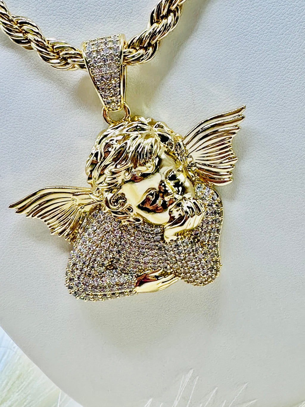 Torsal con Angel | Laminado de Oro Real 14k 18inch