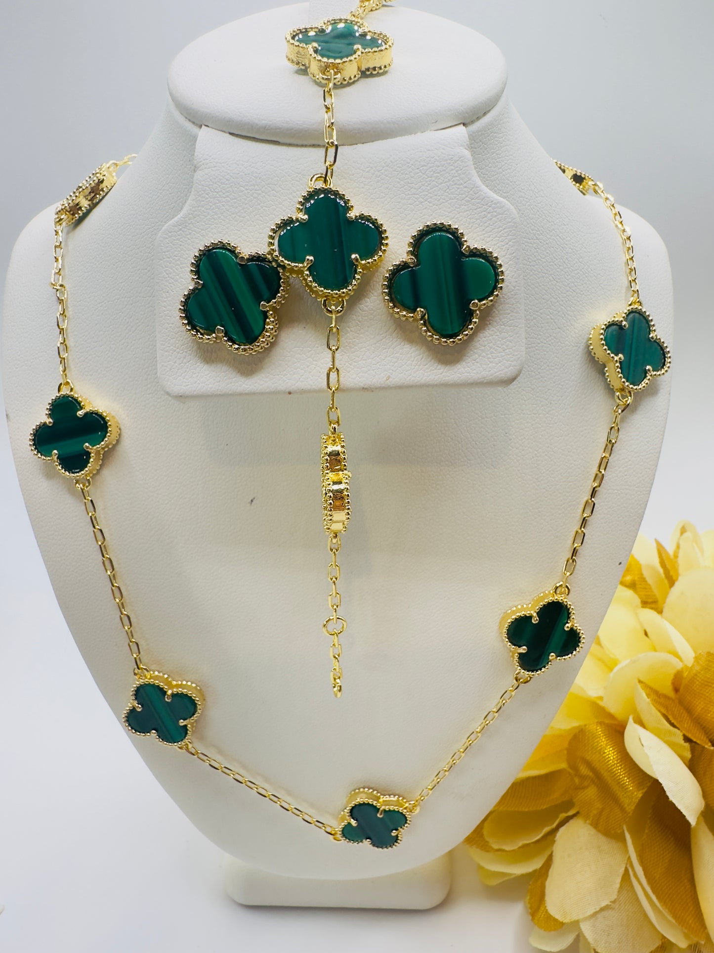 Set de Trebol verde de 10 hojas Alta Calidad