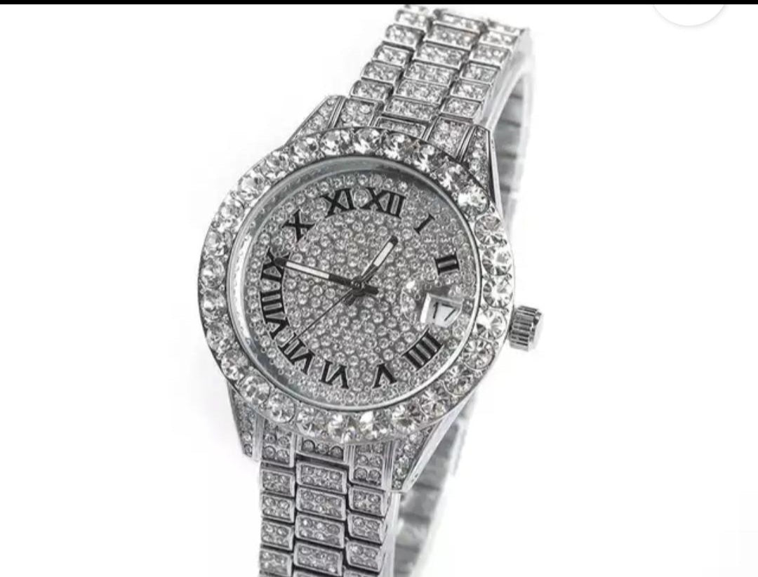 Reloj Silver Adimantado en Vidrio Real Alta Calidad