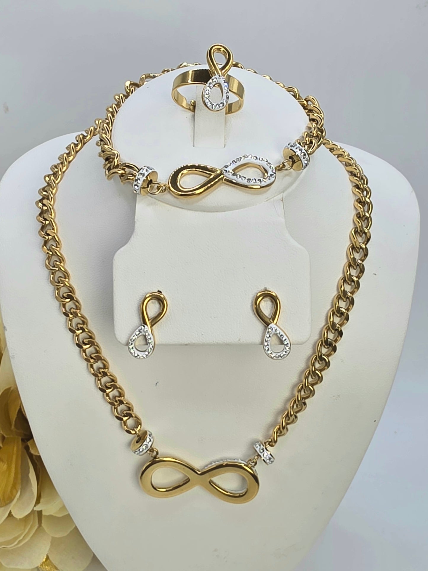 Conjunto de Infinito anillo ajustable acero con Laminado 14k Alta Calidad