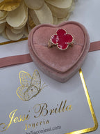 Anillo de Trébol Rojo