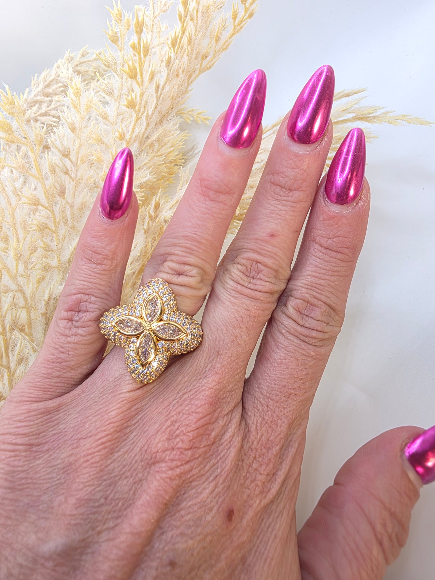 Anillos Vidrio de Flor de LV