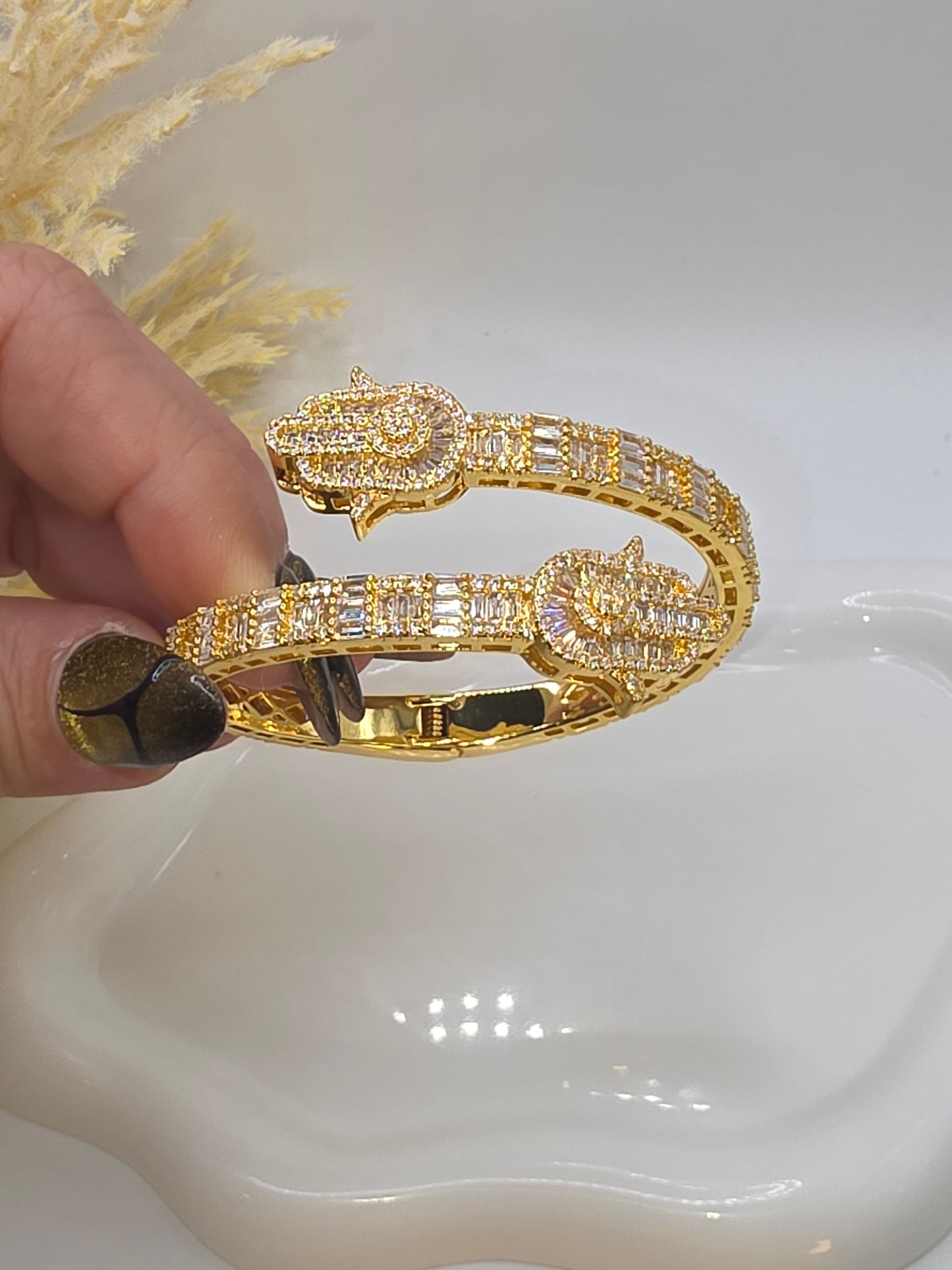 Brazalete mano de Fatima en Vidrio Real  size 7inch