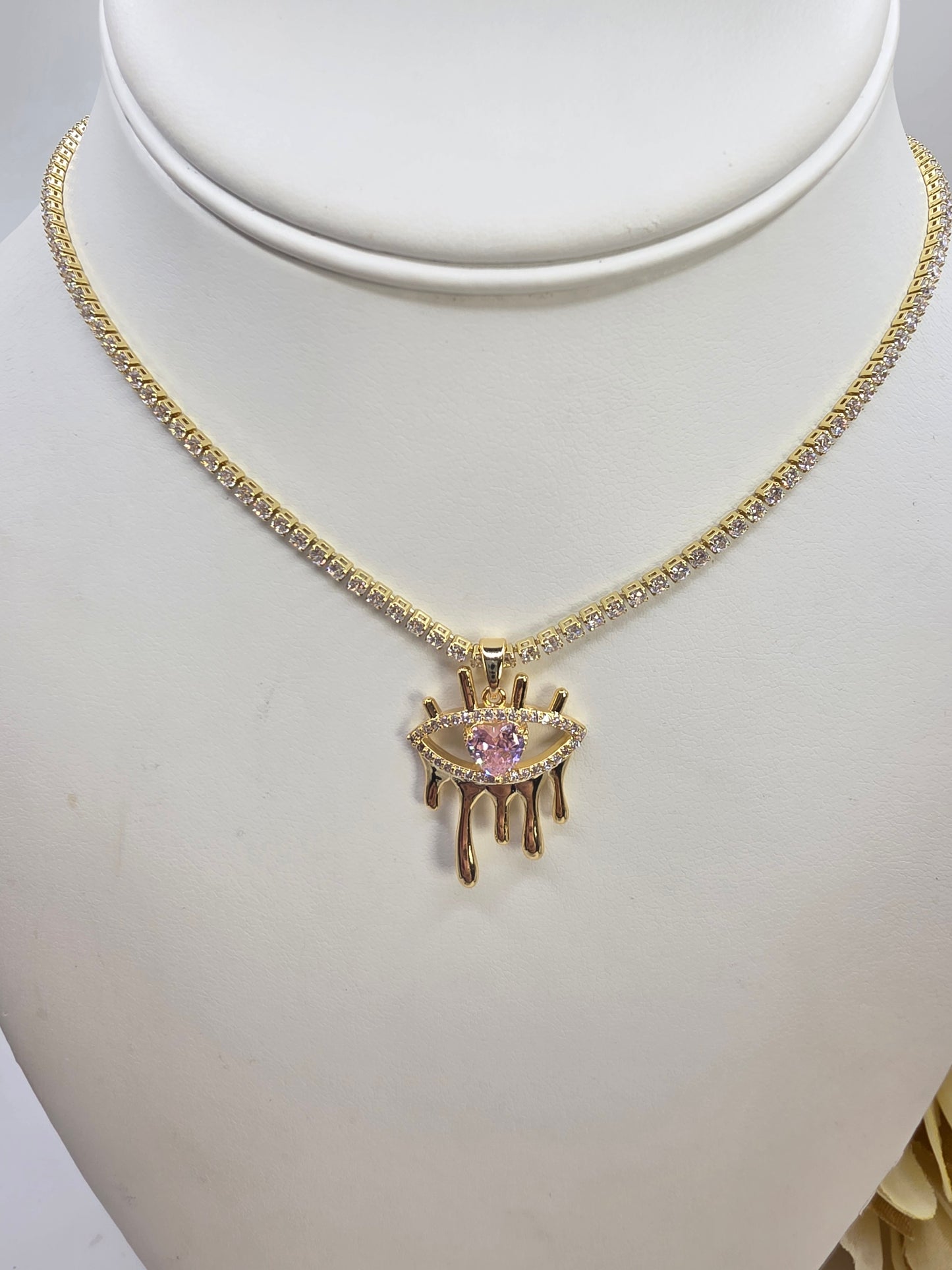 Thin glass tennis with pink eye 18inch