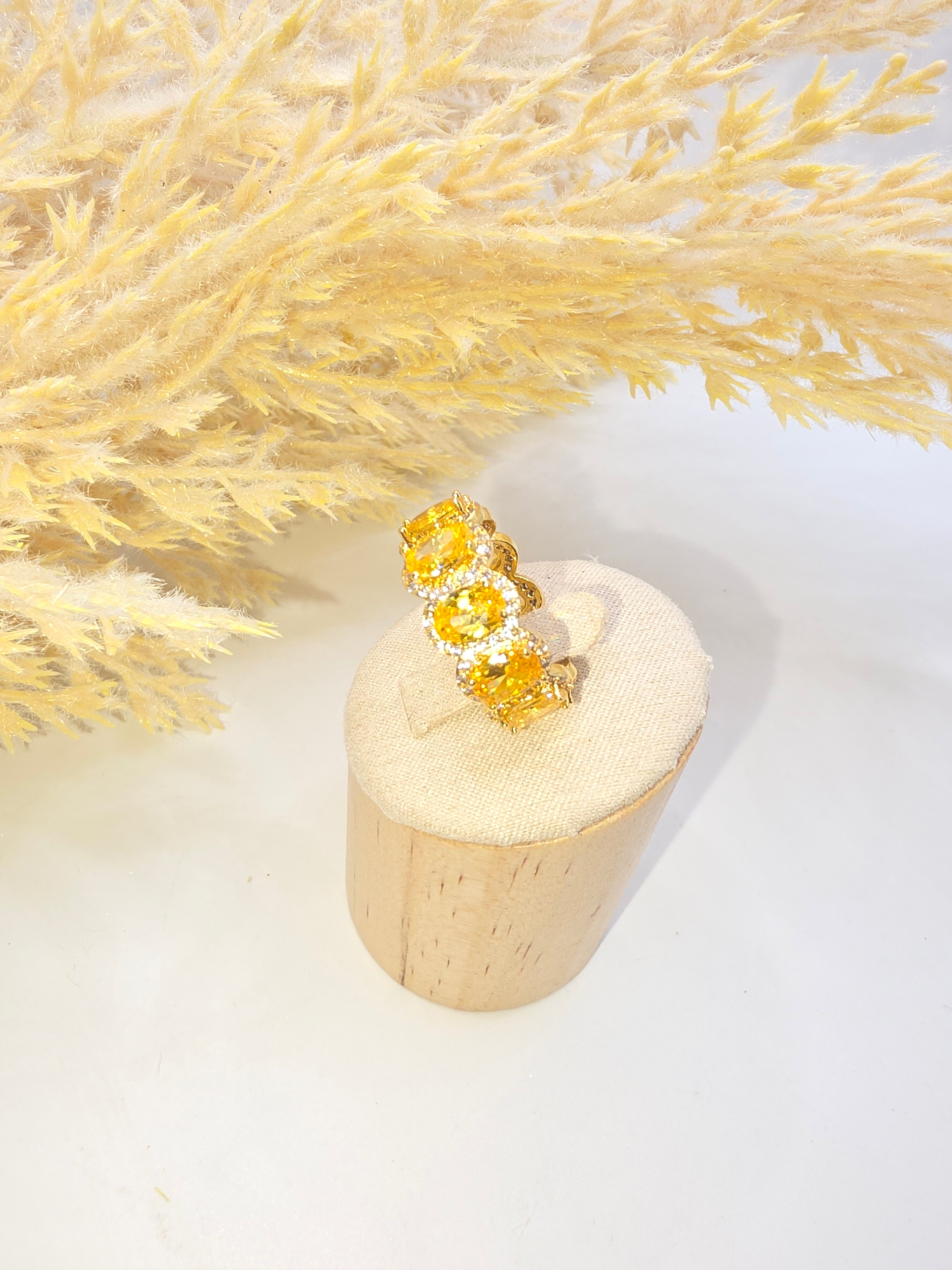 Anillo Anarillo de Vidrio Picado Real