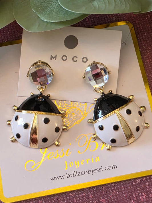 Aretes de coquito blanco
