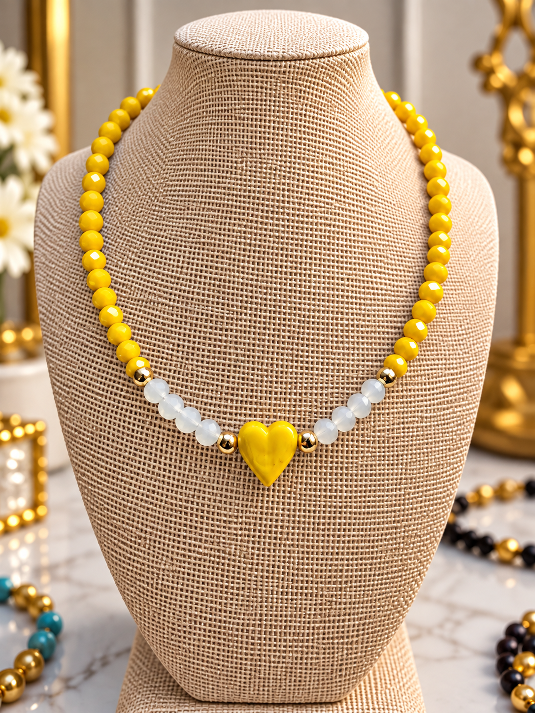 Nuestro Collar FORTALEZA y LUZ
