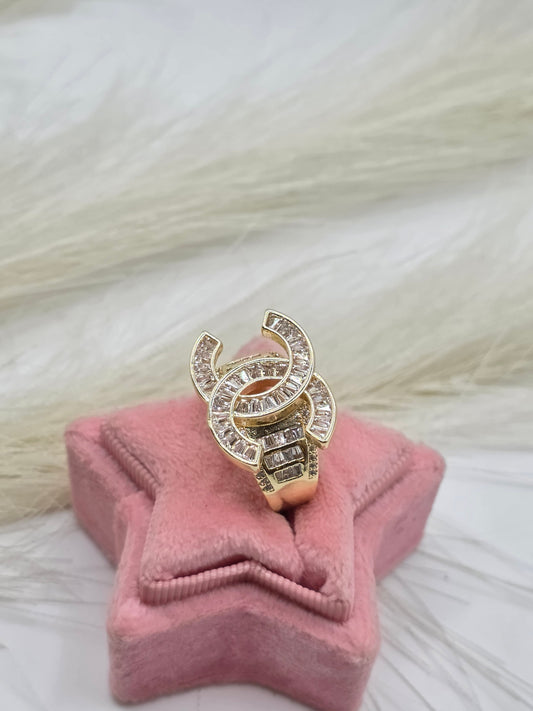 Anillo Chanel en Vidrio Rosa