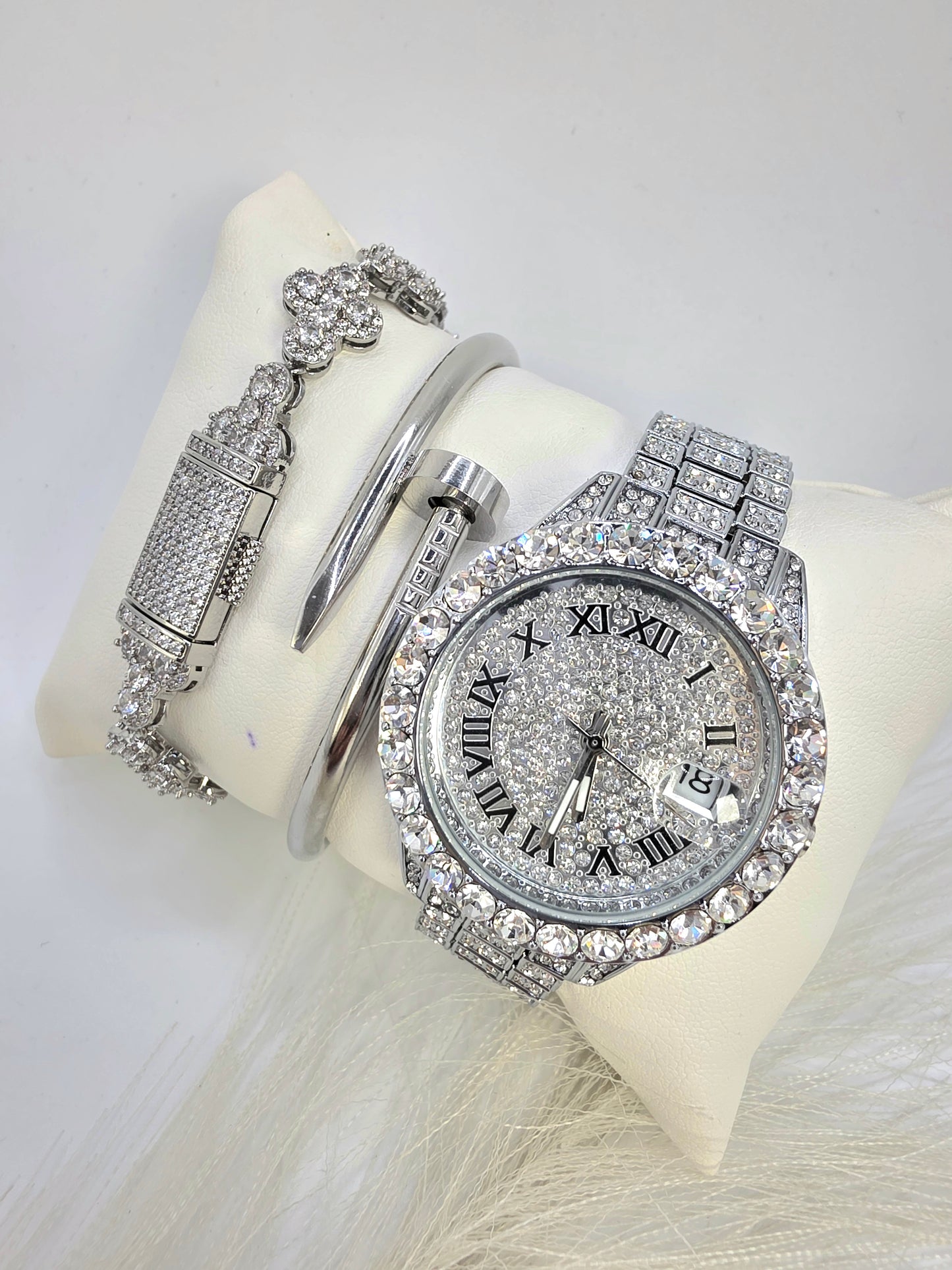 Reloj Silver en Abrillantado en Vidrio Real 5A Alta Calidad de 28mm