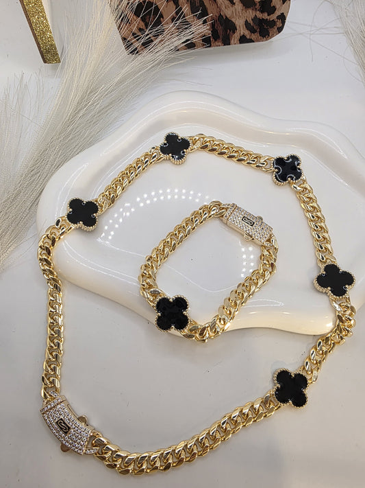 Set de Trebol Oscuro 18imch/ 7inch