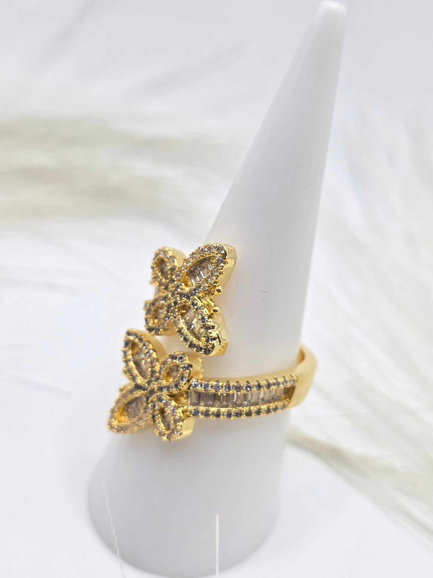 Anillo de Mariposa en Vidrio Picado