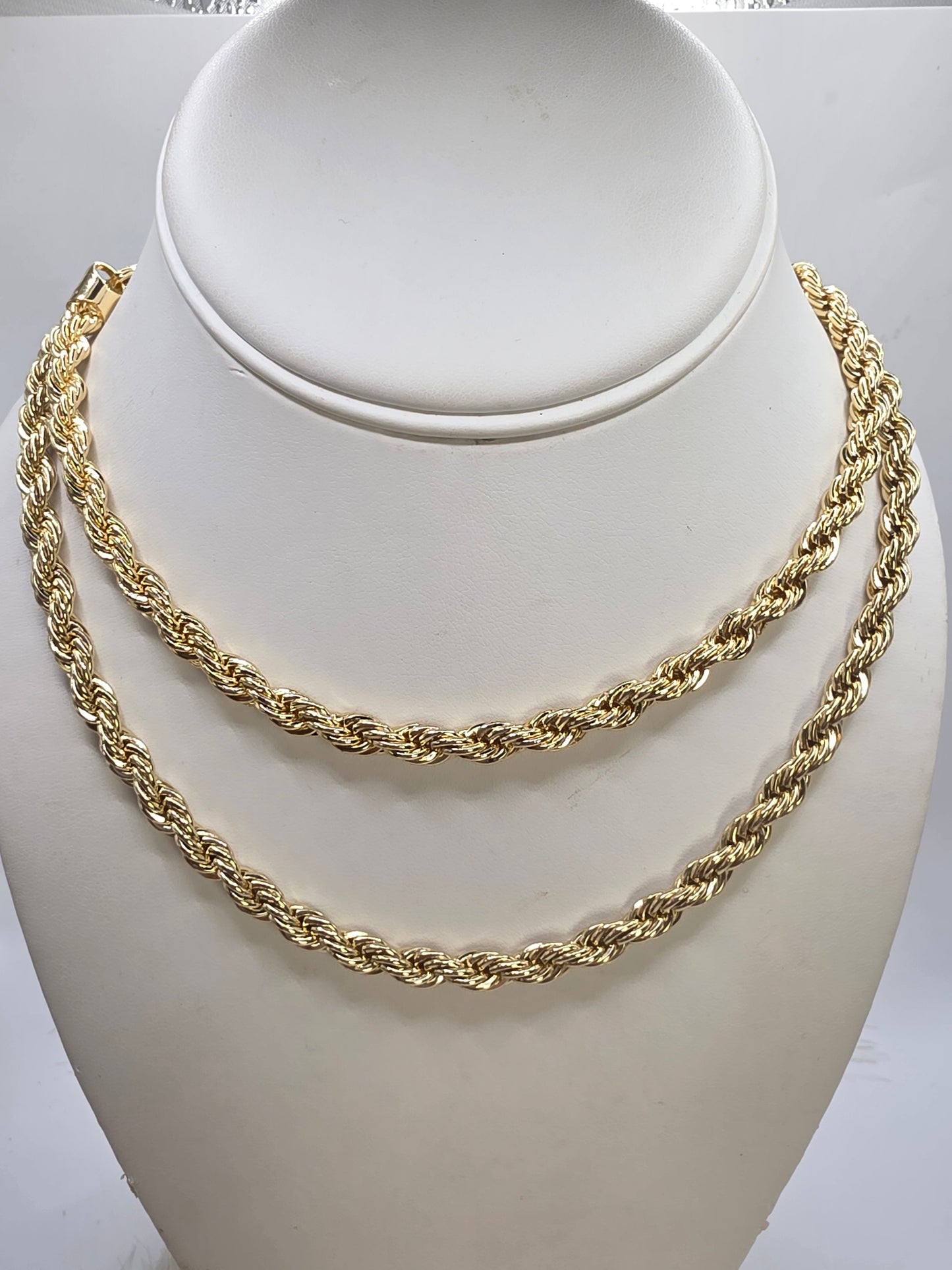Chain gold laminated