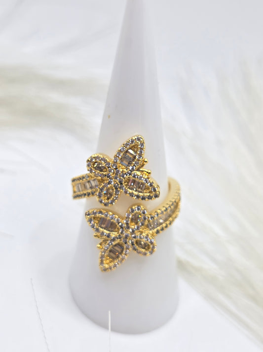 Anillo de Mariposa en Vidrio Picado