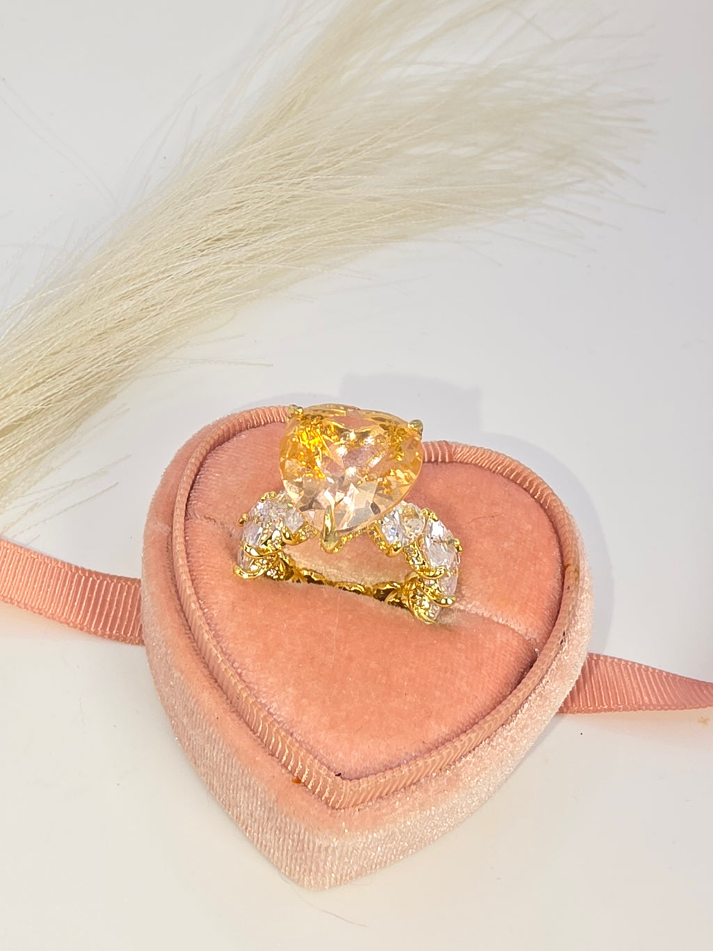 Royal Glass Princess Ring