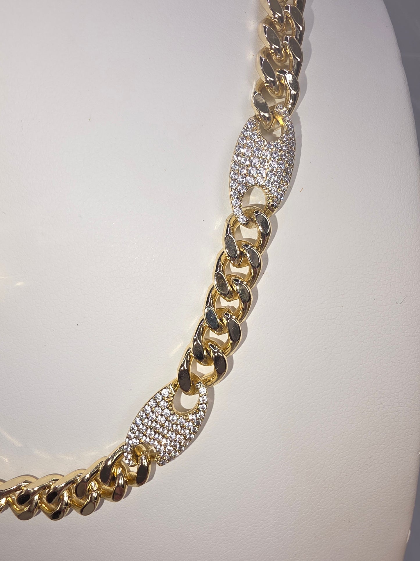 Guchi woven set with Cuban link