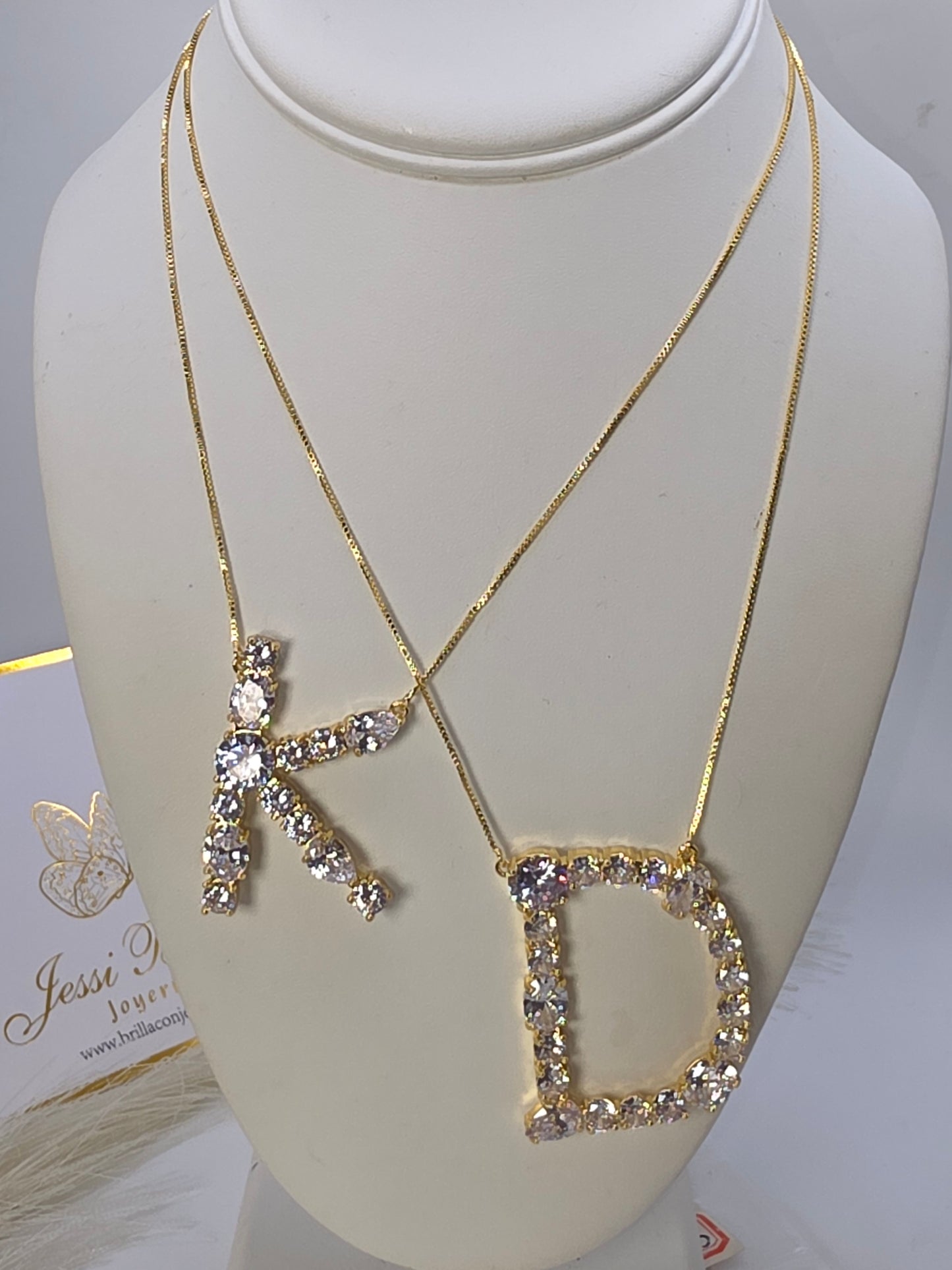 Inicial en Vidrio Real 5A Laminado Oro 14K