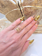 Anillo CC Transparente Elegante-  Size 7