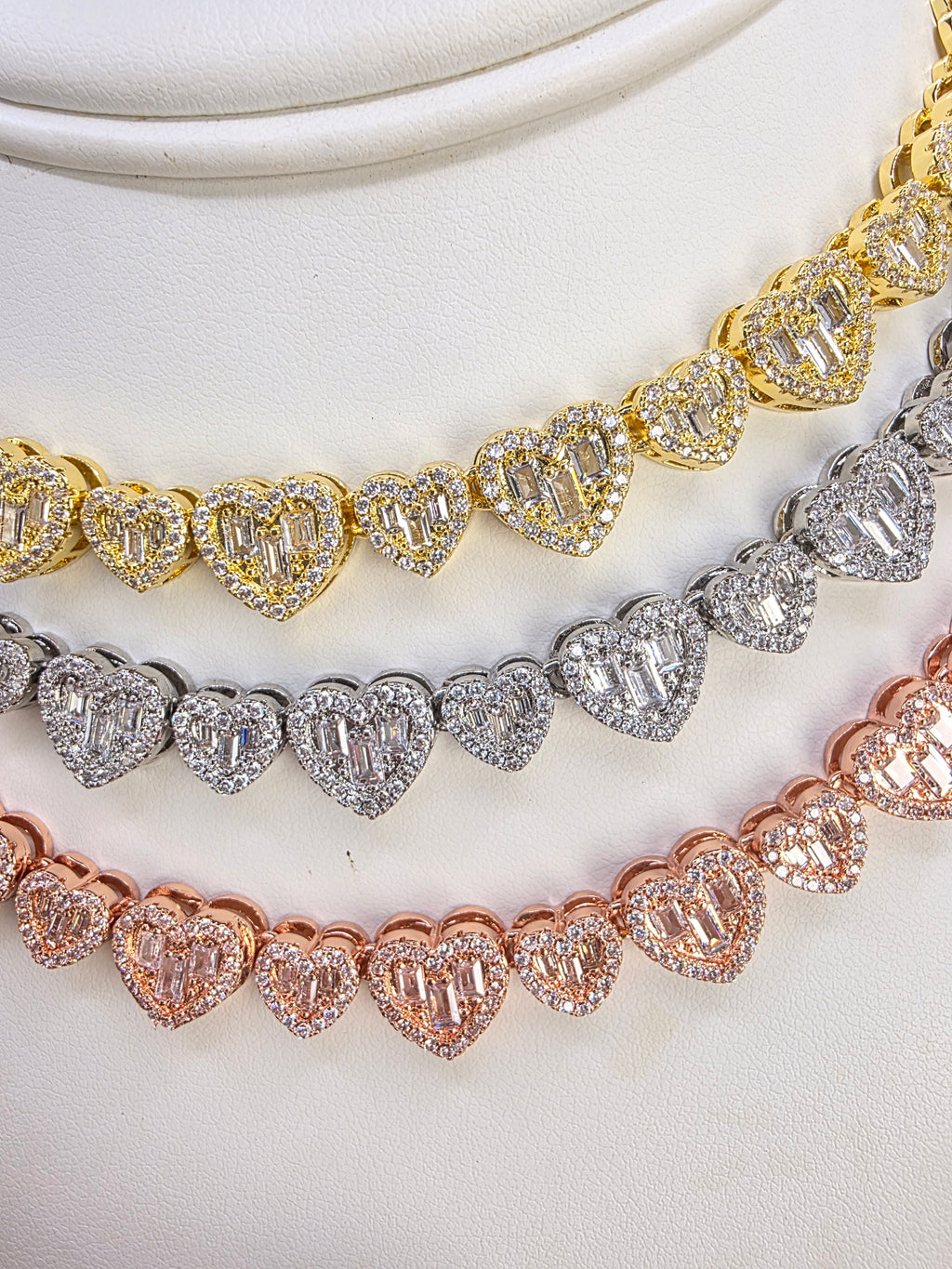 Glass Heart Choker 5AA