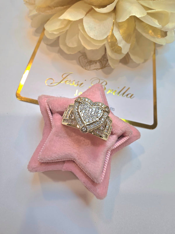 Anillo princesa de corazon en Vidrio Real