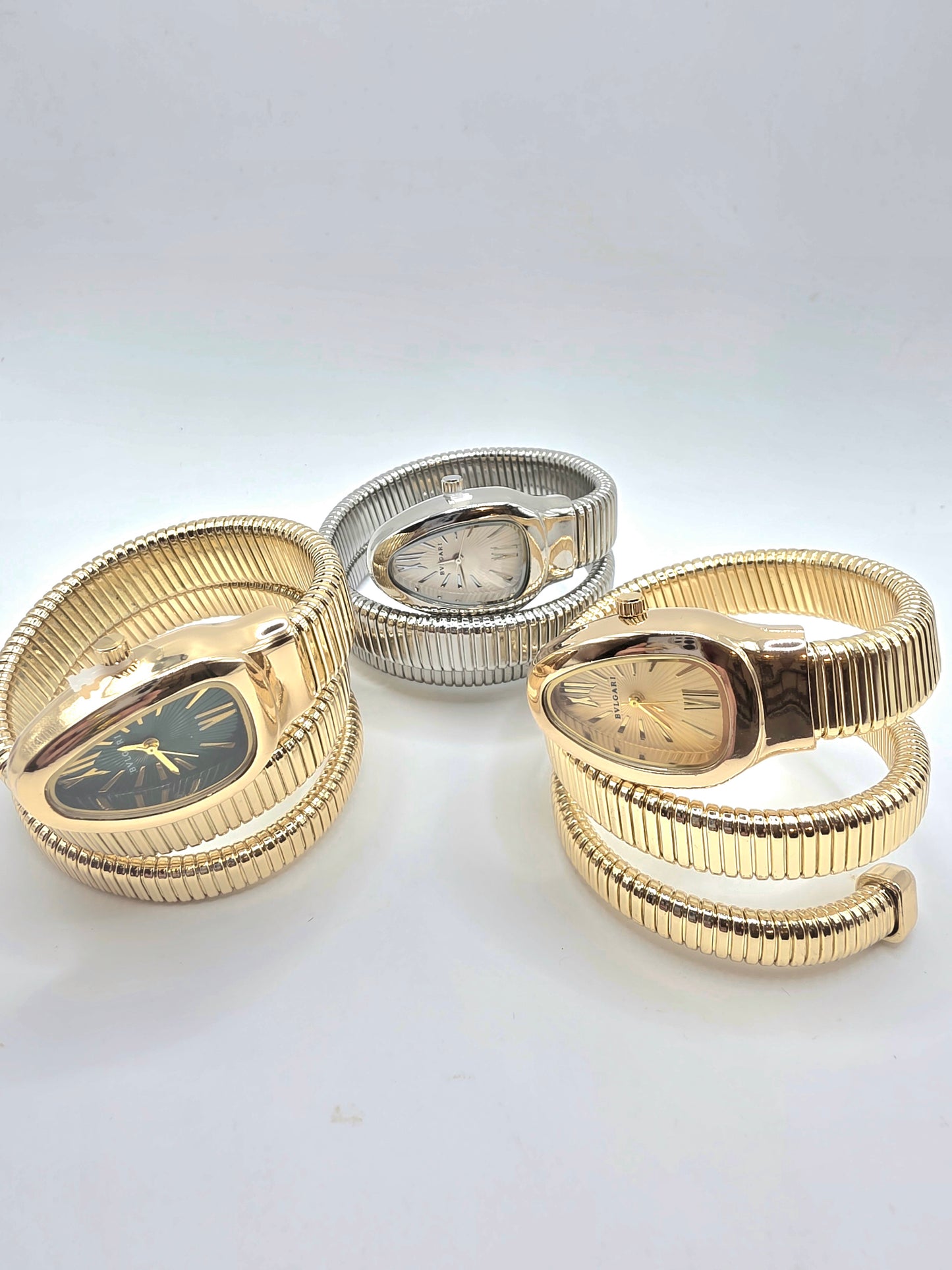 Brazalete con Reloj de Culebra en Acero