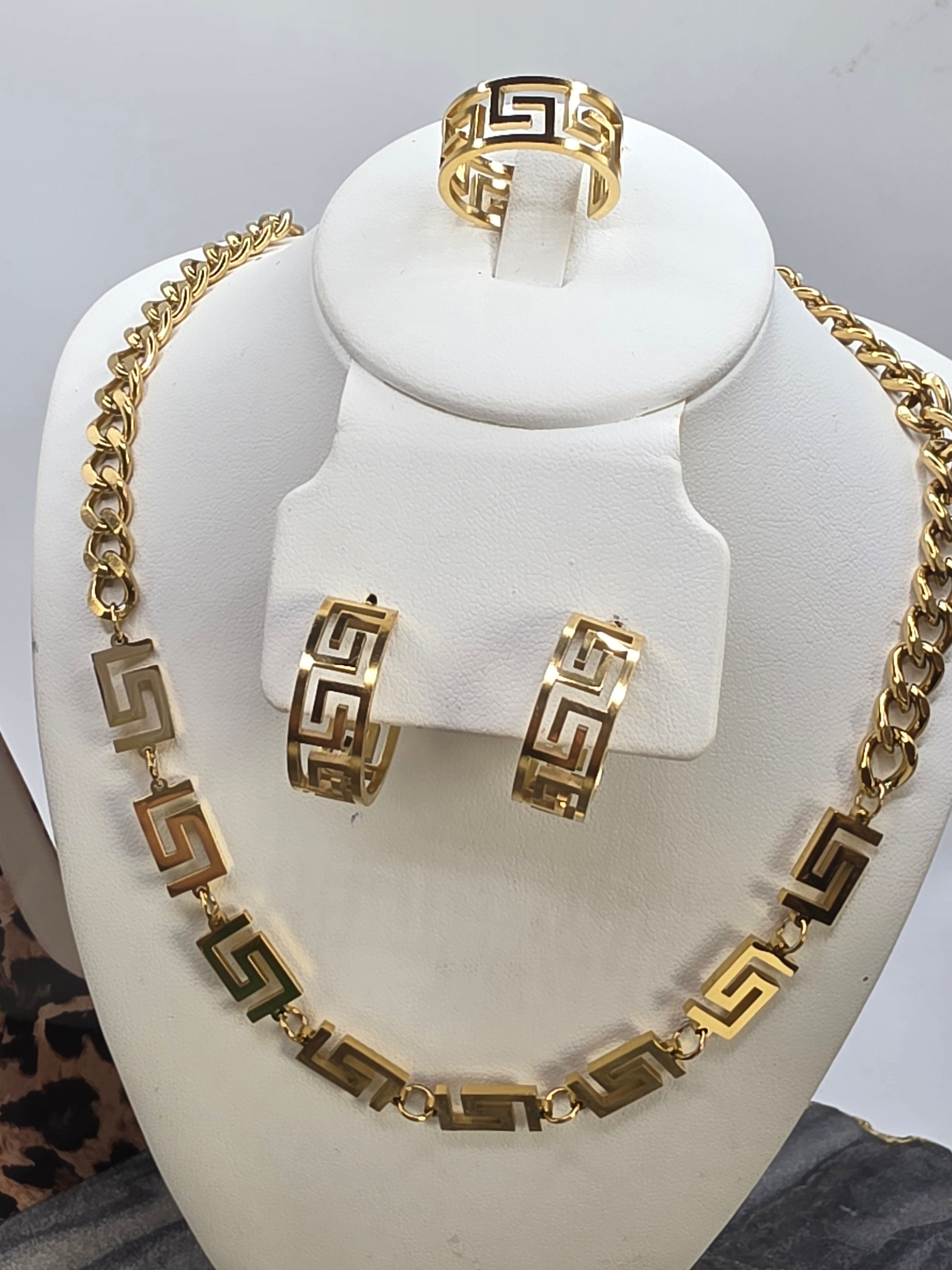 Fendy 18k Gold Plated Stainless Steel Set High quality