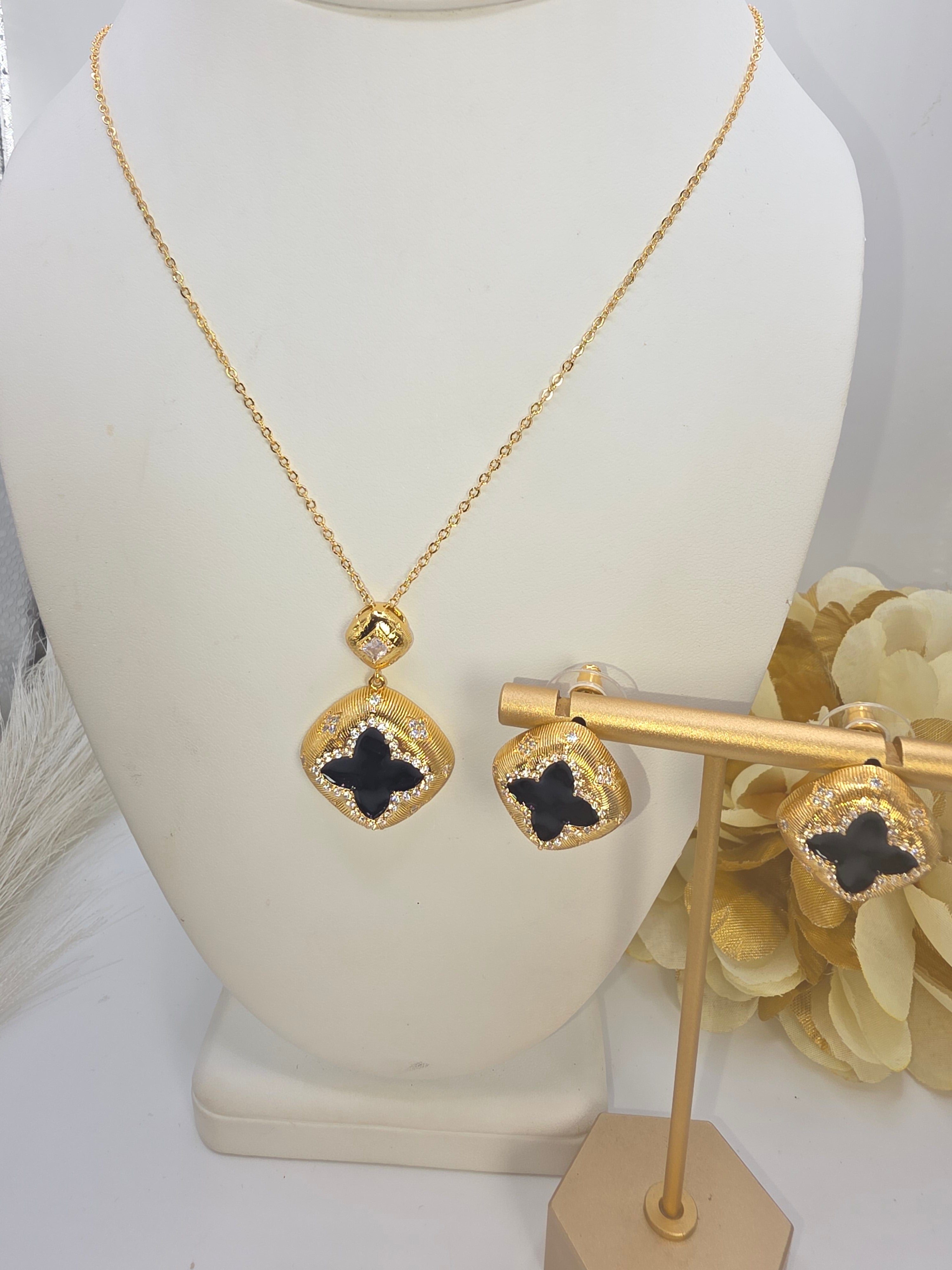Set Trebol Oscuro – Brilla con jessi