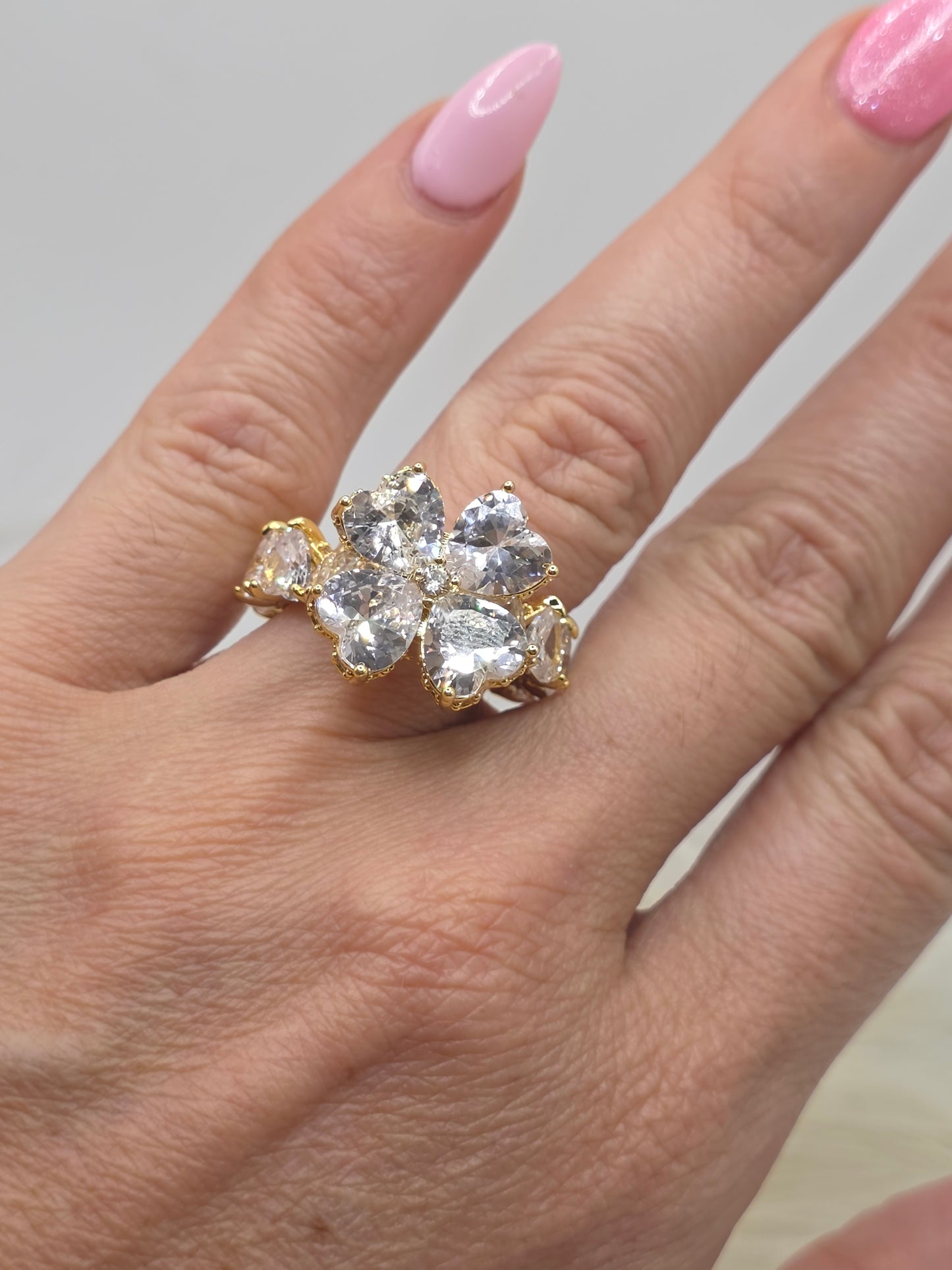 Anillo Flor  de Vidrio 5A