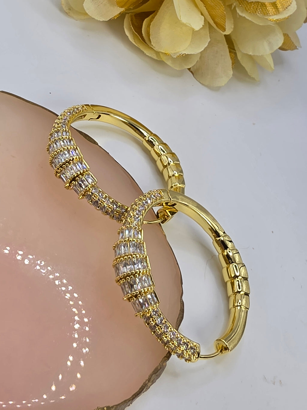Aretes de 35 mm en Vidrio real Color: Silver y Gold