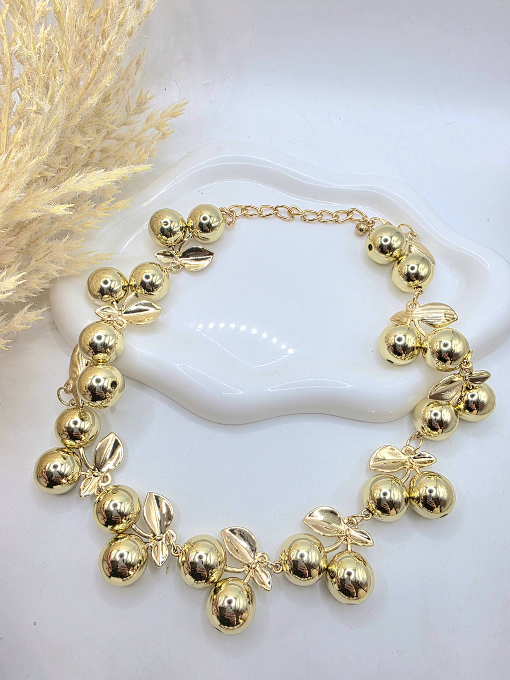 Collar de Cerezas Grande para toda las ocasiones