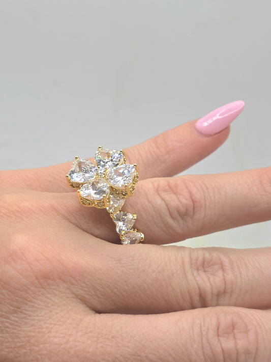 Anillo Flor  de Vidrio 5A