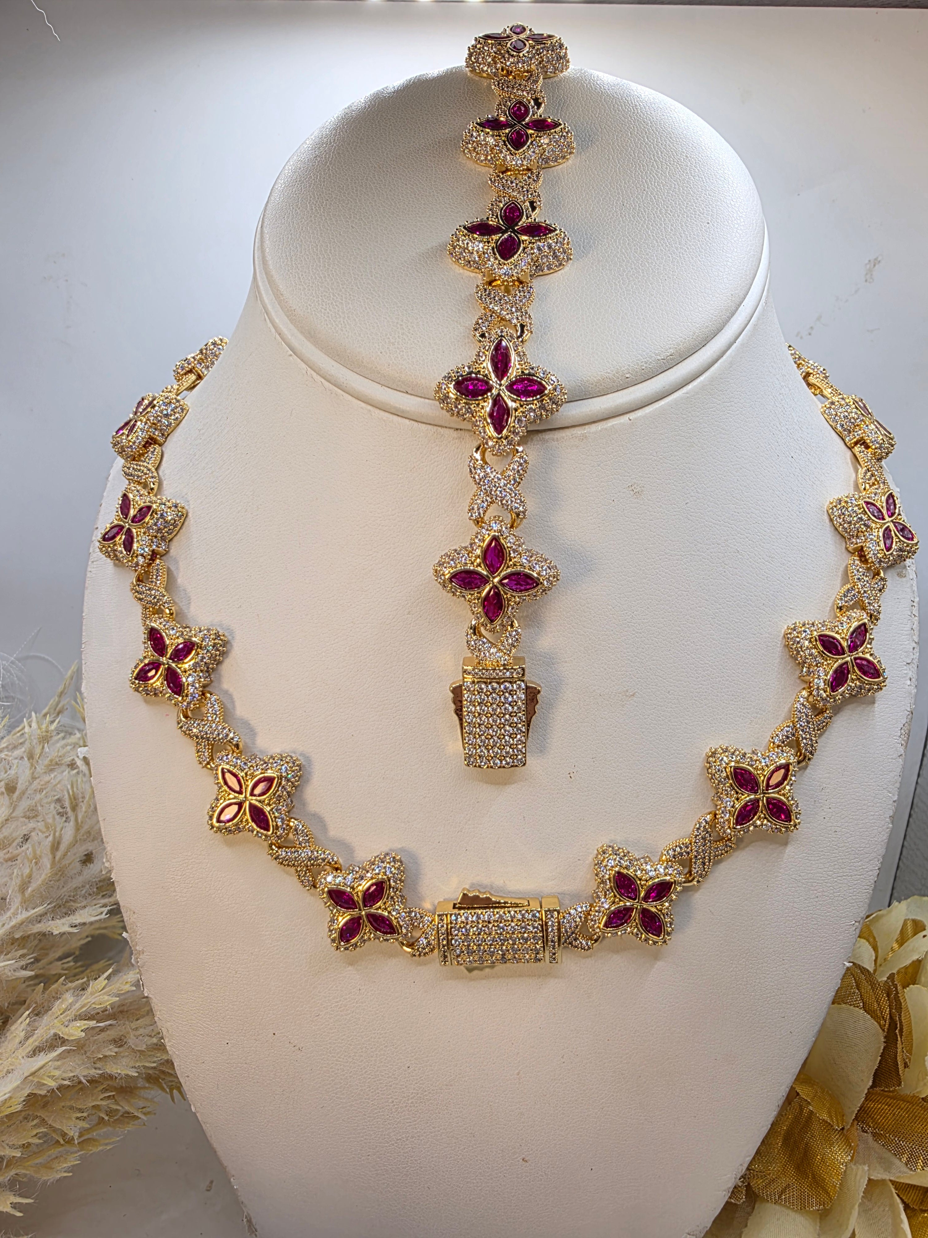 Set de Flor de Lv Roja Incustraciones de Vidrio Rela 5A  Cadena 18imch/ 7inch