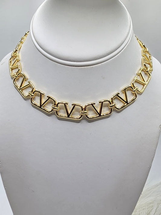 Valentino choker