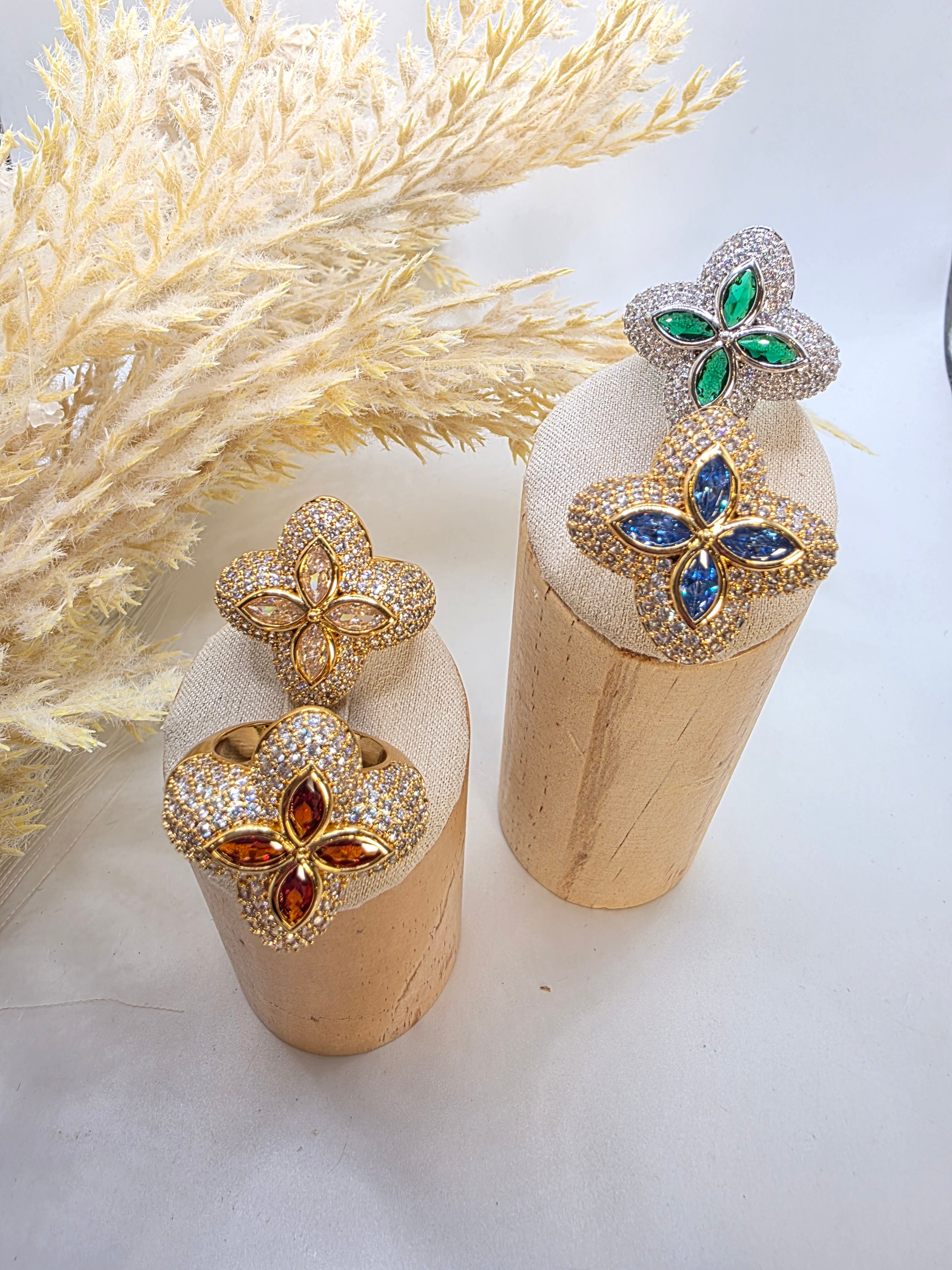 Anillos Vidrio de Flor de LV
