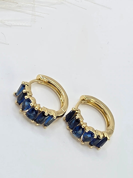 Argollas con circonia Azul pequeñas